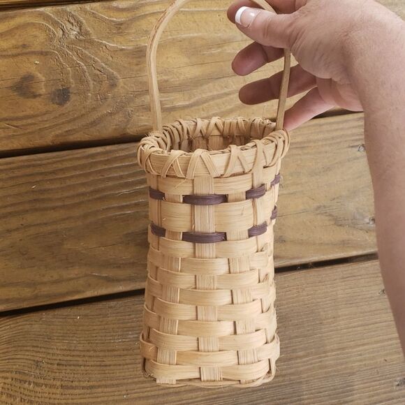 Hand Weaved baskets (set of 3) - Picture 5 of 9